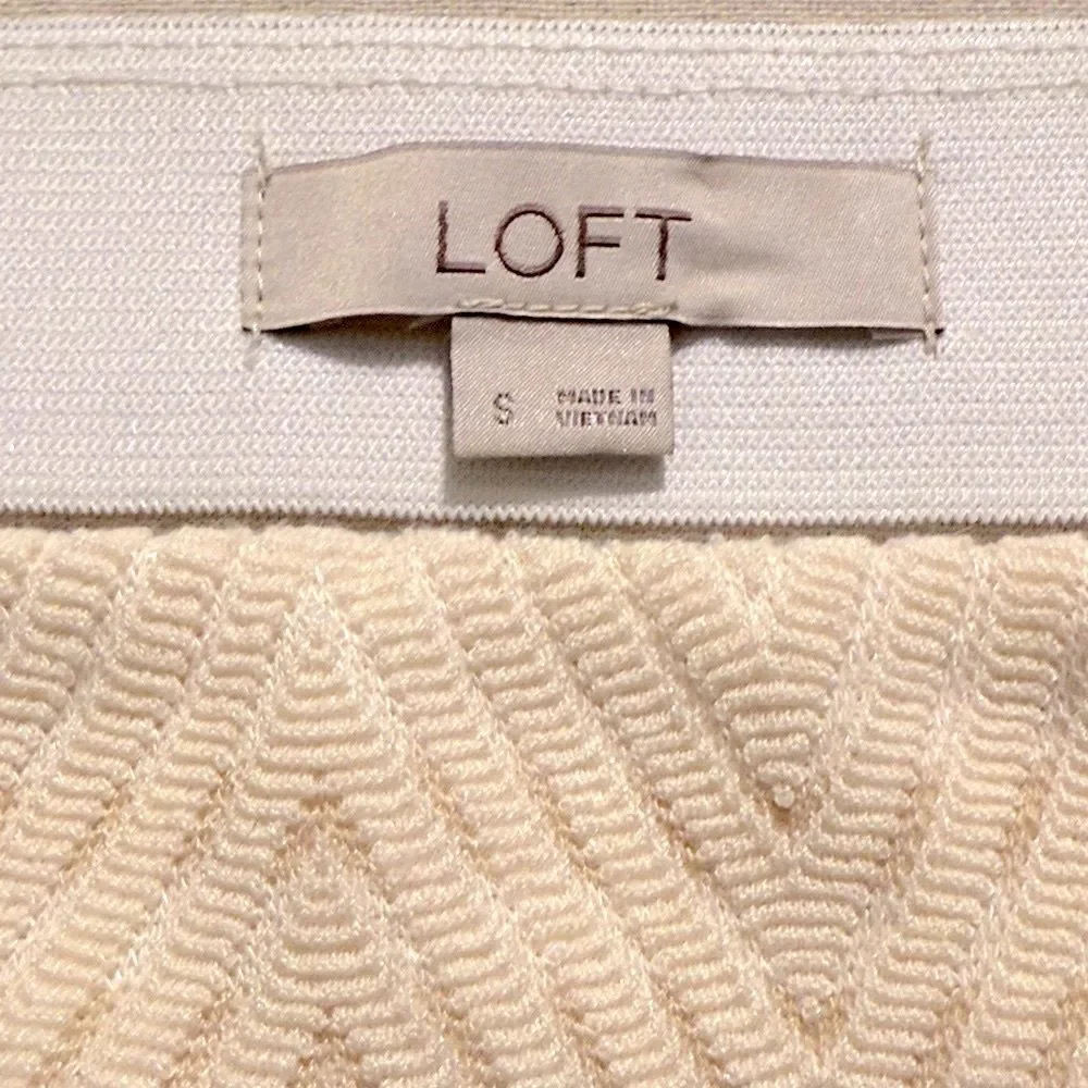 LOFT Cream Zigzag Textured Jacquard Frayed Hem Mini Pencil Skirt